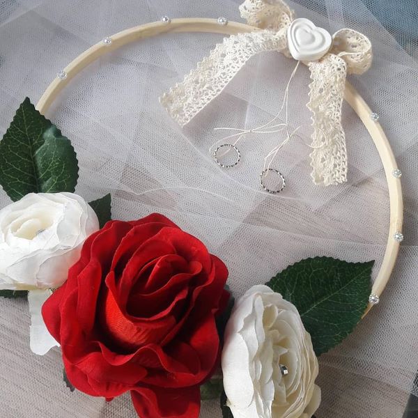 Portafedi matrimonio a cerchio in legno